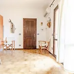 Lägenhet Relax Family House Al Mare