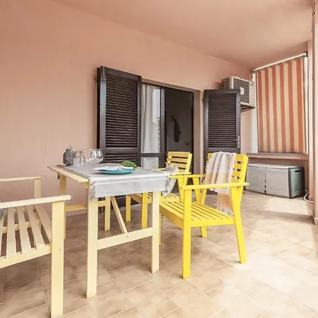 Daire Relax Family House Al Mare Isola Rossa (Sassari)